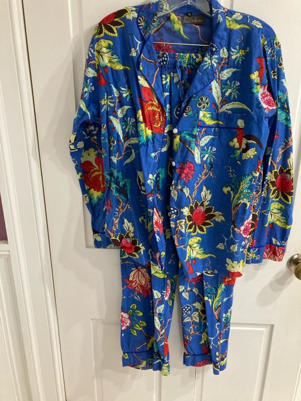 Indrani Blue Floral Cotton 2 Piece pajama Set, M